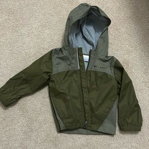 Columbia rain jacket 3T